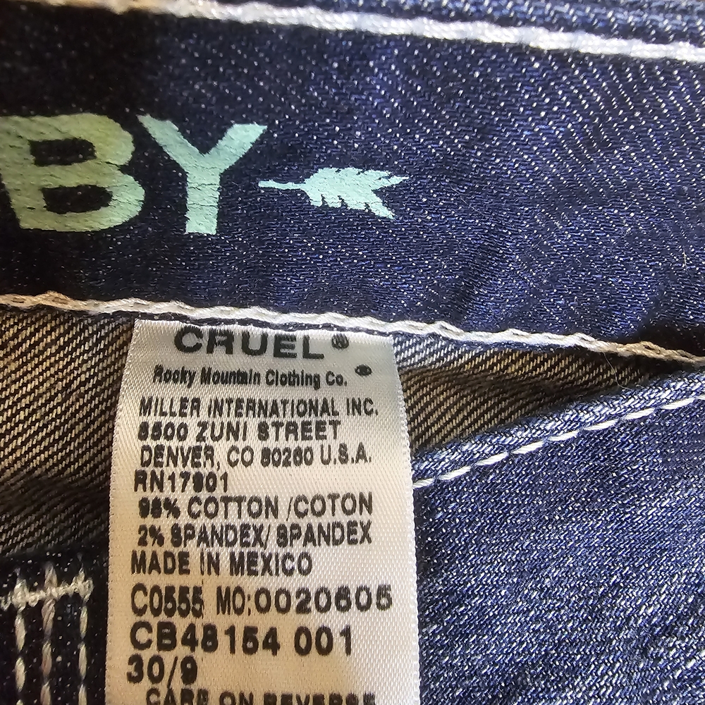 NWT Cruel Denim "Abby" Jeans Mid Rise Slim Straight Embroidered Cuff Size 9 (30) - Picture 4 of 8